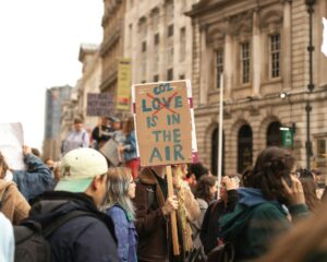The Important Function of Social Media in the Promotion of Climate Awareness Campaigns