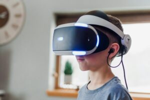 Are social platforms that use virtual reality finally beginning to gain traction in the year 2025?