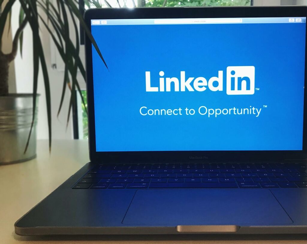 AI-Powered Career Counseling Is Now Available Within the LinkedIn App