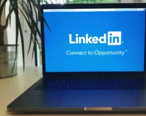 AI-Powered Career Counseling Is Now Available Within the LinkedIn App