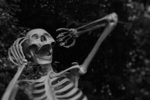 An Emerging Method of Digital Storytelling in the Context of Society Memes