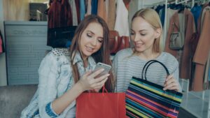 Social Commerce in 2025: The Ways That Platforms Are Promoting Direct Sales